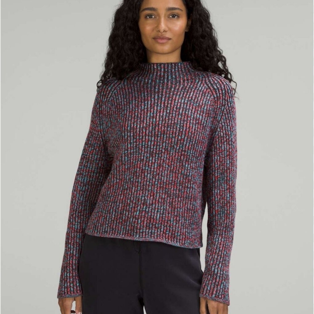 Lululemon Size 2 Cropped Cashmere Blend Ribbed Knit Sweater